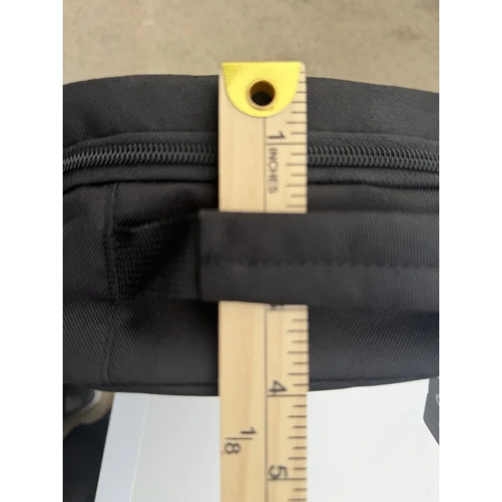 Adidas Santiago Lunch Bag  Black /White Insulated, NEW With Tag
